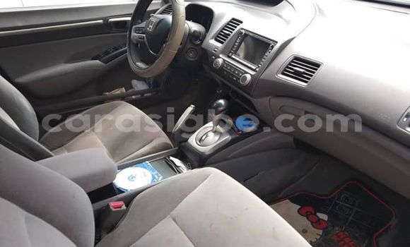 Acheter Occasion Voiture Honda Civic Gris à Lomé, Togo Acheter Occasion Voiture Honda Civic Gris à Lomé, Togo