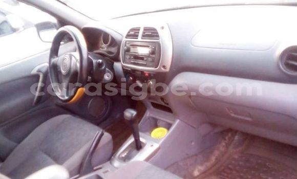 Buy Used Toyota RAV4 Silver Car in Lome in Togo Buy Used Toyota RAV4 Silver Car in Lome in Togo
