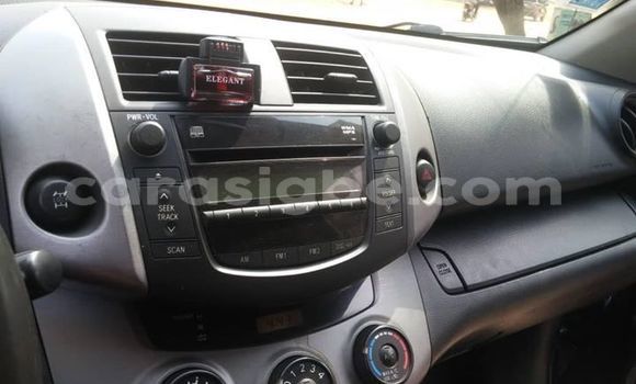 Buy Used Toyota RAV4 Blue Car in Lome in Togo Buy Used Toyota RAV4 Blue Car in Lome in Togo