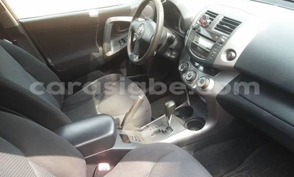 Buy Used Toyota RAV4 Blue Car in Lome in Togo Buy Used Toyota RAV4 Blue Car in Lome in Togo
