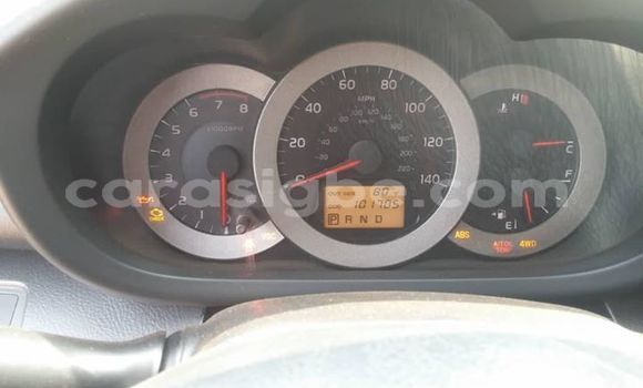 Buy Used Toyota RAV4 Blue Car in Lome in Togo Buy Used Toyota RAV4 Blue Car in Lome in Togo