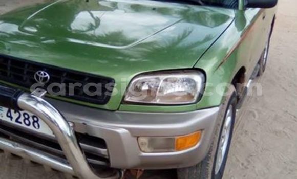 Buy Used Toyota RAV4 Green Car in Lome in Togo Buy Used Toyota RAV4 Green Car in Lome in Togo