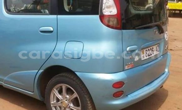 Buy Used Toyota Ractis Blue Car in Lome in Togo Buy Used Toyota Ractis Blue Car in Lome in Togo