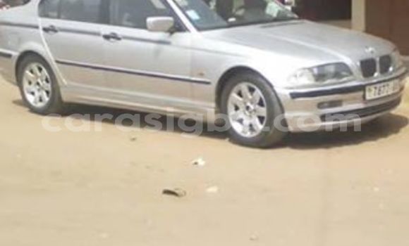 Buy Used BMW 3–Series Silver Car in Lome in Togo Buy Used BMW 3–Series Silver Car in Lome in Togo
