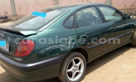 Buy Used Toyota Avensis Green Car in Lome in Togo Buy Used Toyota Avensis Green Car in Lome in Togo