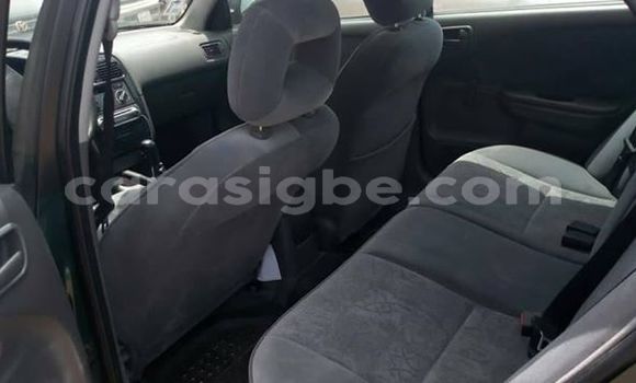 Buy Used Toyota Avensis Green Car in Lome in Togo Buy Used Toyota Avensis Green Car in Lome in Togo