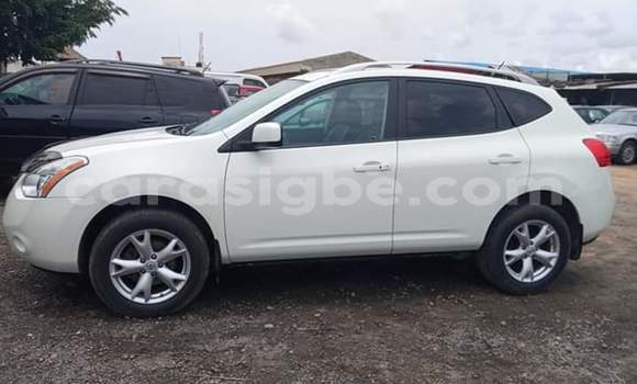 Buy Import Nissan Rogue White Car in Lome in Togo