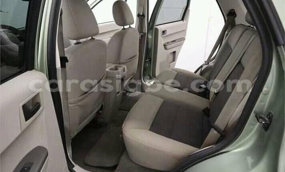 Acheter Occasion Voiture Ford Escape Vert à Lomé, Togo Acheter Occasion Voiture Ford Escape Vert à Lomé, Togo