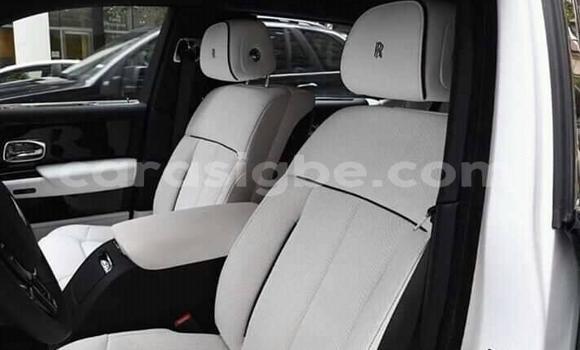 Acheter Occasion Voiture Rolls-Royce Phantom Blanc à Lomé, Togo Acheter Occasion Voiture Rolls-Royce Phantom Blanc à Lomé, Togo