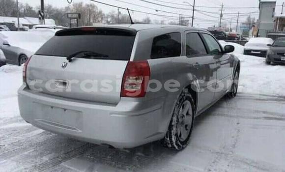 Acheter Occasion Voiture Dodge Magnum Gris à Lomé, Togo Acheter Occasion Voiture Dodge Magnum Gris à Lomé, Togo