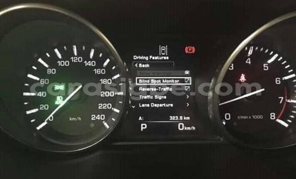 Acheter Occasion Voiture Land Rover Range Rover Evoque Blanc à Lomé, Togo Acheter Occasion Voiture Land Rover Range Rover Evoque Blanc à Lomé, Togo