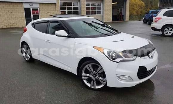 Acheter Occasion Voiture Hyundai Veloster Blanc à Lomé, Togo Acheter Occasion Voiture Hyundai Veloster Blanc à Lomé, Togo