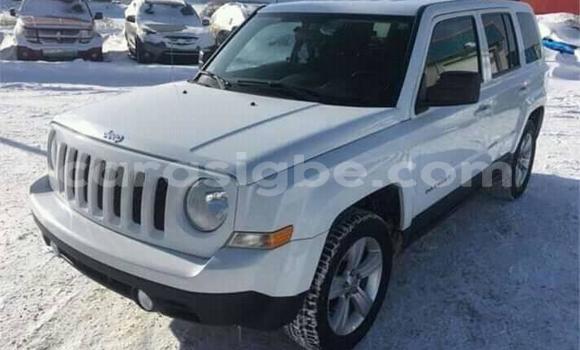 Acheter Occasion Voiture Jeep Patriot Blanc à Lomé, Togo