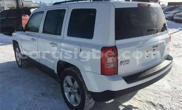 Acheter Occasion Voiture Jeep Patriot Blanc à Lomé, Togo Acheter Occasion Voiture Jeep Patriot Blanc à Lomé, Togo