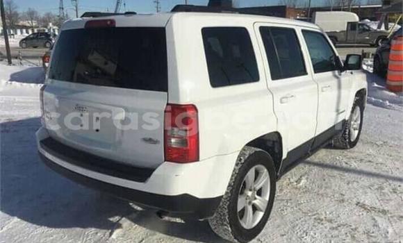 Acheter Occasion Voiture Jeep Patriot Blanc à Lomé, Togo Acheter Occasion Voiture Jeep Patriot Blanc à Lomé, Togo
