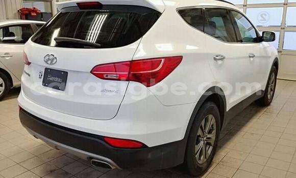 Acheter Occasion Voiture Hyundai Santa Fe Blanc à Lomé, Togo Acheter Occasion Voiture Hyundai Santa Fe Blanc à Lomé, Togo
