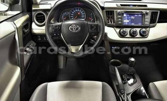 Buy Used Toyota RAV4 White Car in Lome in Togo Buy Used Toyota RAV4 White Car in Lome in Togo