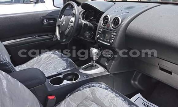 Buy Import Nissan Rogue Red Car in Lome in Togo Buy Import Nissan Rogue Red Car in Lome in Togo