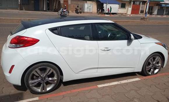 Buy Import Hyundai Veloster White Car in Lome in Togo Buy Import Hyundai Veloster White Car in Lome in Togo