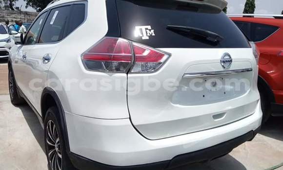 Acheter Import Voiture Nissan Rogue Blanc à Lomé, Togo Acheter Import Voiture Nissan Rogue Blanc à Lomé, Togo