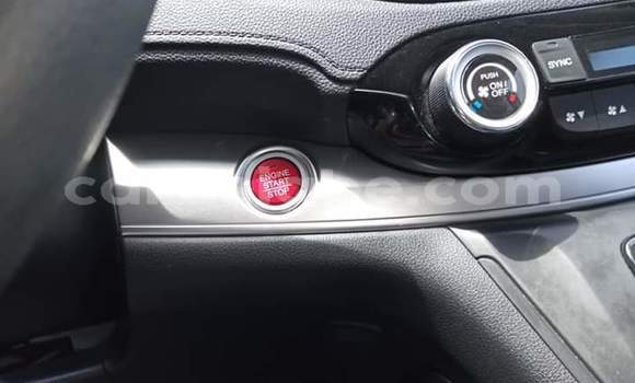 Buy Import Honda CR–V White Car in Lome in Togo Buy Import Honda CR–V White Car in Lome in Togo