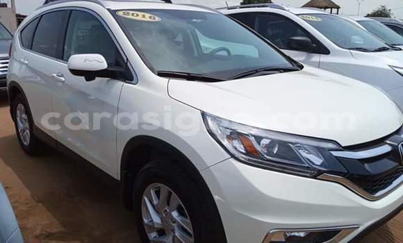 Buy Import Honda CR–V White Car in Lome in Togo Buy Import Honda CR–V White Car in Lome in Togo