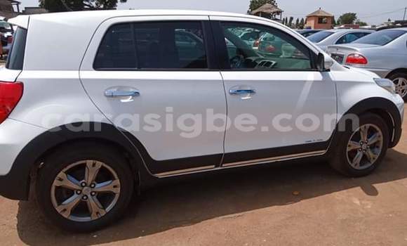 Buy Import Toyota Urban Cruiser White Car in Lome in Togo Buy Import Toyota Urban Cruiser White Car in Lome in Togo