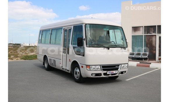 Acheter Import Utilitaire Mitsubishi L400 Blanc à Import - Dubai, Togo