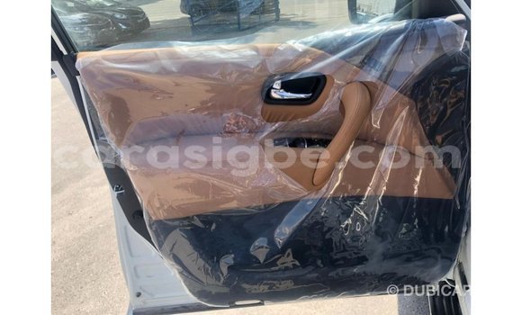 Acheter Import Voiture Nissan Patrol Blanc à Import - Dubai, Togo Acheter Import Voiture Nissan Patrol Blanc à Import - Dubai, Togo