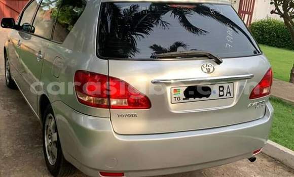 Buy Import Toyota Avensis Silver Car in Lome in Togo Buy Import Toyota Avensis Silver Car in Lome in Togo