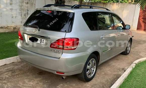Buy Import Toyota Avensis Silver Car in Lome in Togo Buy Import Toyota Avensis Silver Car in Lome in Togo