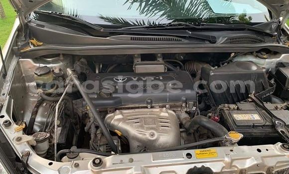 Acheter Occasion Voiture Toyota Avensis Gris à Lomé, Togo Acheter Occasion Voiture Toyota Avensis Gris à Lomé, Togo