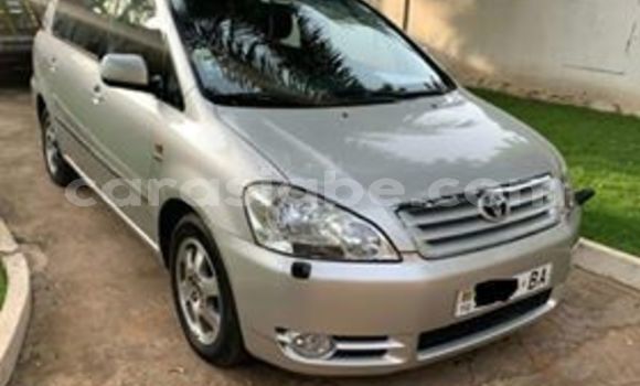 Acheter Occasion Voiture Toyota Avensis Gris à Lomé, Togo Acheter Occasion Voiture Toyota Avensis Gris à Lomé, Togo