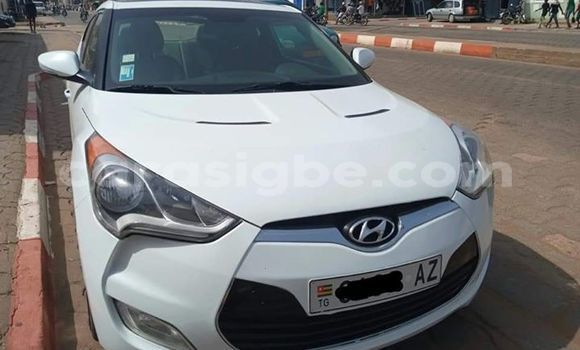 Acheter Occasion Voiture Hyundai Veloster Blanc à Lomé, Togo Acheter Occasion Voiture Hyundai Veloster Blanc à Lomé, Togo