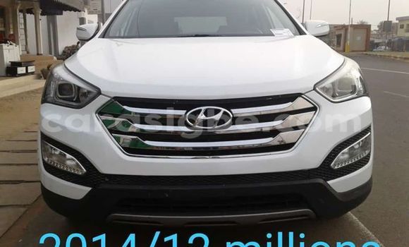 Acheter Occasion Voiture Hyundai Santa Fe Blanc à Lomé, Togo Acheter Occasion Voiture Hyundai Santa Fe Blanc à Lomé, Togo
