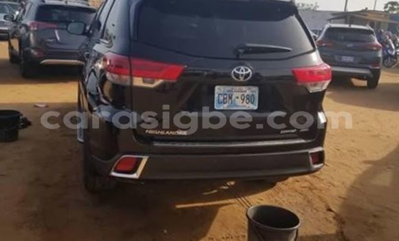 Buy Used Toyota Highlander Black Car in Lome in Togo Buy Used Toyota Highlander Black Car in Lome in Togo