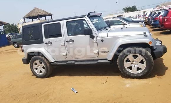 Buy Used Jeep Wrangler Silver Car in Lome in Togo Buy Used Jeep Wrangler Silver Car in Lome in Togo