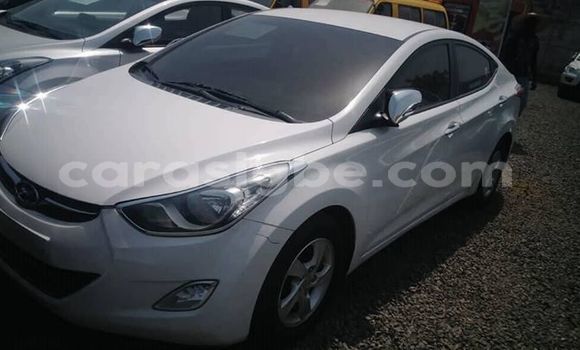 Buy Used Hyundai Avante White Car in Lome in Togo Buy Used Hyundai Avante White Car in Lome in Togo