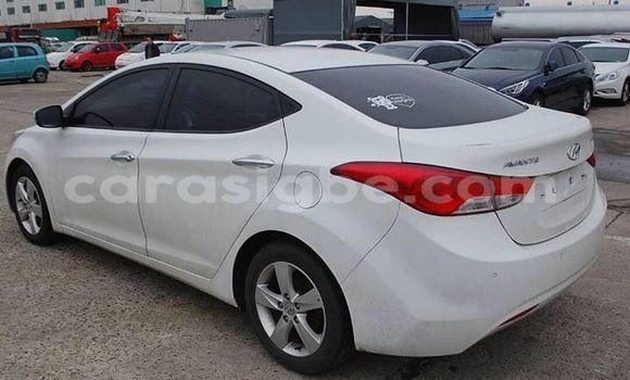 Buy Used Hyundai Avante White Car in Lome in Togo Buy Used Hyundai Avante White Car in Lome in Togo
