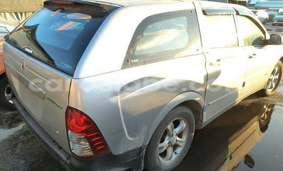 Buy Used SsangYong Actyon Silver Car in Lome in Togo Buy Used SsangYong Actyon Silver Car in Lome in Togo