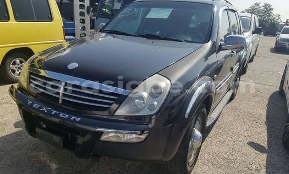 Acheter Occasion Voiture SsangYong Rexton Noir à Lomé, Togo