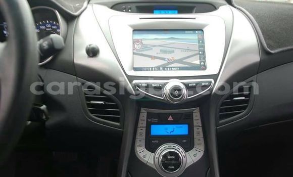 Buy Used Hyundai Elantra Silver Car in Lome in Togo Buy Used Hyundai Elantra Silver Car in Lome in Togo