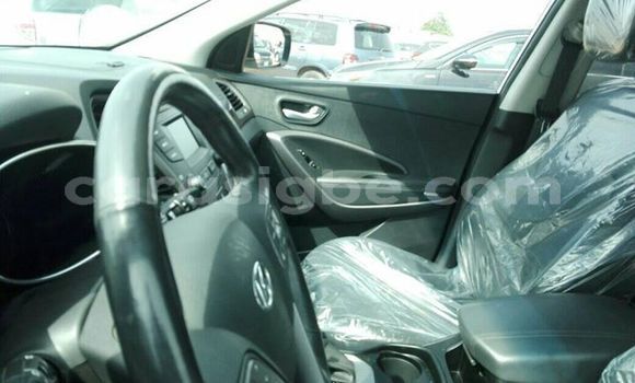 Acheter Occasion Voiture Hyundai Santa Fe Blanc à Lomé, Togo Acheter Occasion Voiture Hyundai Santa Fe Blanc à Lomé, Togo