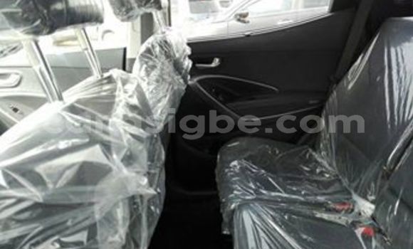 Acheter Occasion Voiture Hyundai Santa Fe Blanc à Lomé, Togo Acheter Occasion Voiture Hyundai Santa Fe Blanc à Lomé, Togo