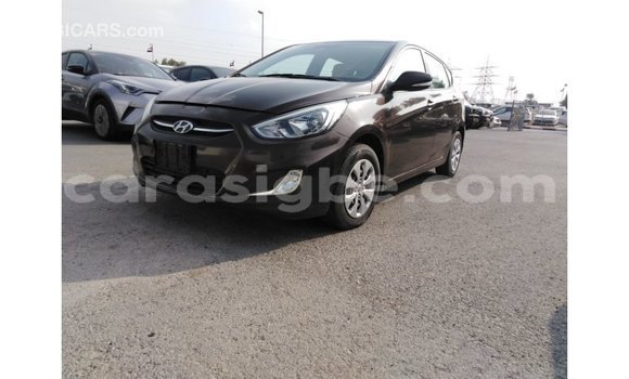 Acheter Import Voiture Hyundai Accent Marron à Import - Dubai, Togo Acheter Import Voiture Hyundai Accent Marron à Import - Dubai, Togo