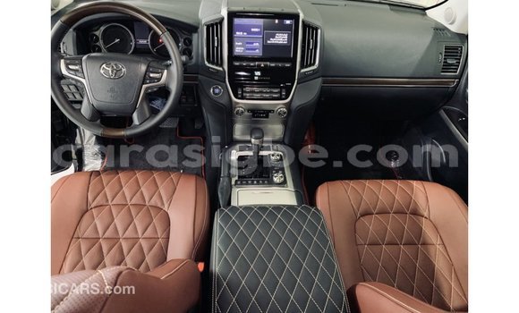 Buy Import Toyota Land Cruiser Black Car in Import - Dubai in Togo Buy Import Toyota Land Cruiser Black Car in Import - Dubai in Togo