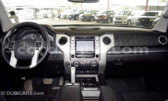 Acheter Import Voiture Toyota Tundra Noir à Import - Dubai, Togo Acheter Import Voiture Toyota Tundra Noir à Import - Dubai, Togo
