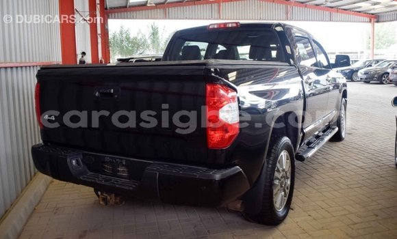 Acheter Import Voiture Toyota Tundra Noir à Import - Dubai, Togo Acheter Import Voiture Toyota Tundra Noir à Import - Dubai, Togo