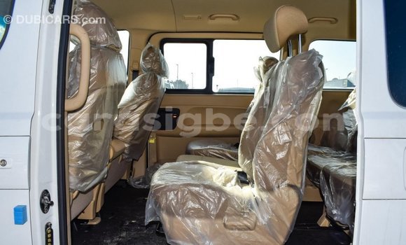 Acheter Import Utilitaire Hyundai Chorus Blanc à Import - Dubai, Togo Acheter Import Utilitaire Hyundai Chorus Blanc à Import - Dubai, Togo