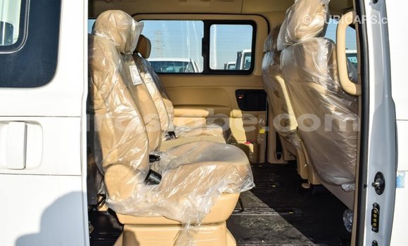 Acheter Import Utilitaire Hyundai Chorus Blanc à Import - Dubai, Togo Acheter Import Utilitaire Hyundai Chorus Blanc à Import - Dubai, Togo